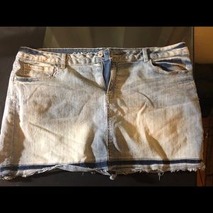 Canyon River Blues blue jean mini skirt size 18